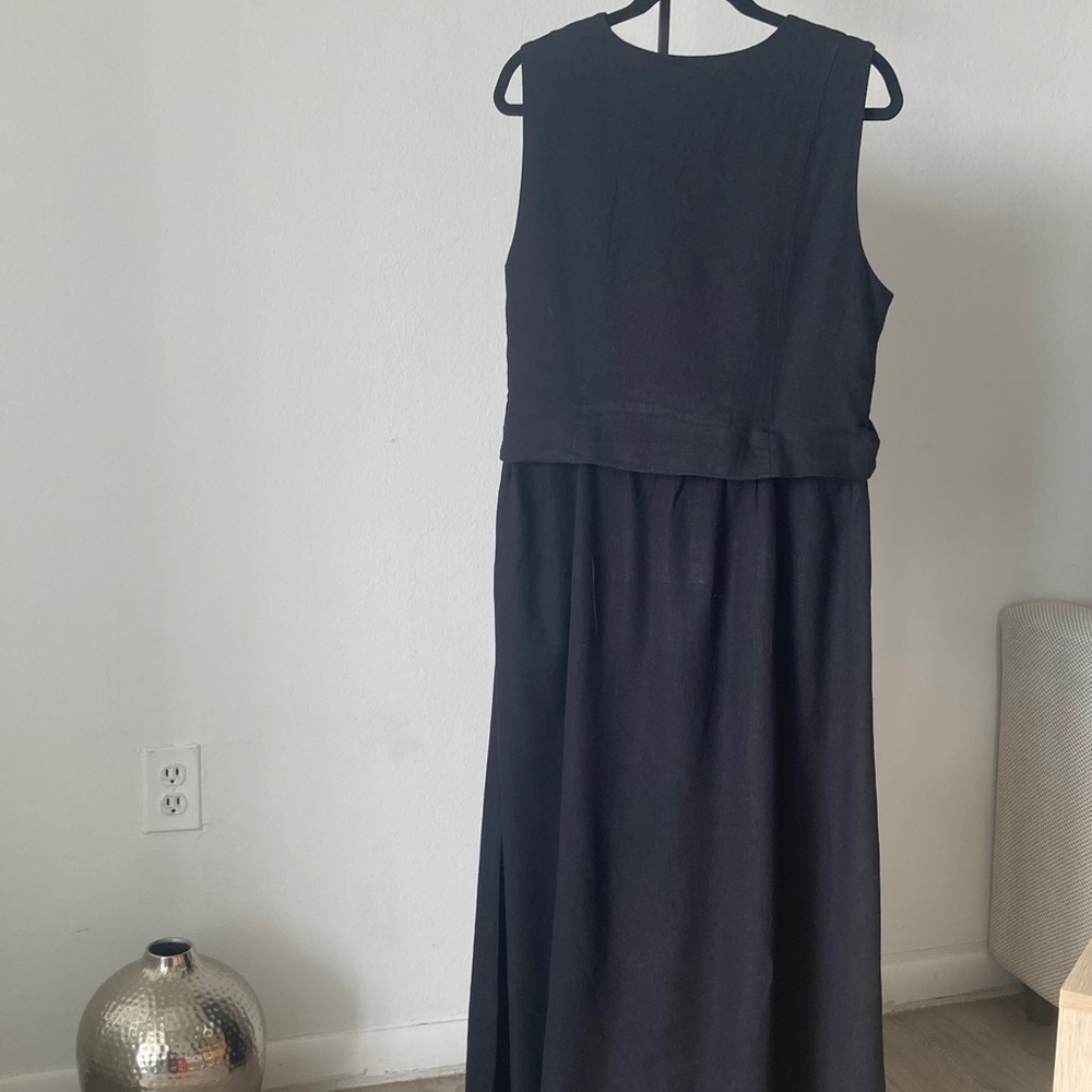 Tahari Black Sleeveless Maxi Dress with Vest Overlay - Picture 4 of 7